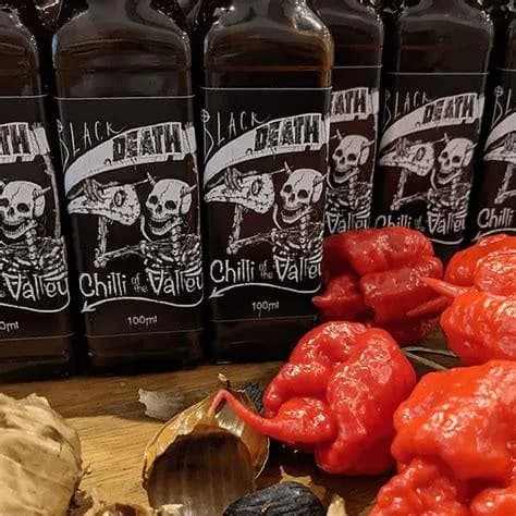Black Death - Carolina Reaper + Black Garlic (Heat Level 15)
